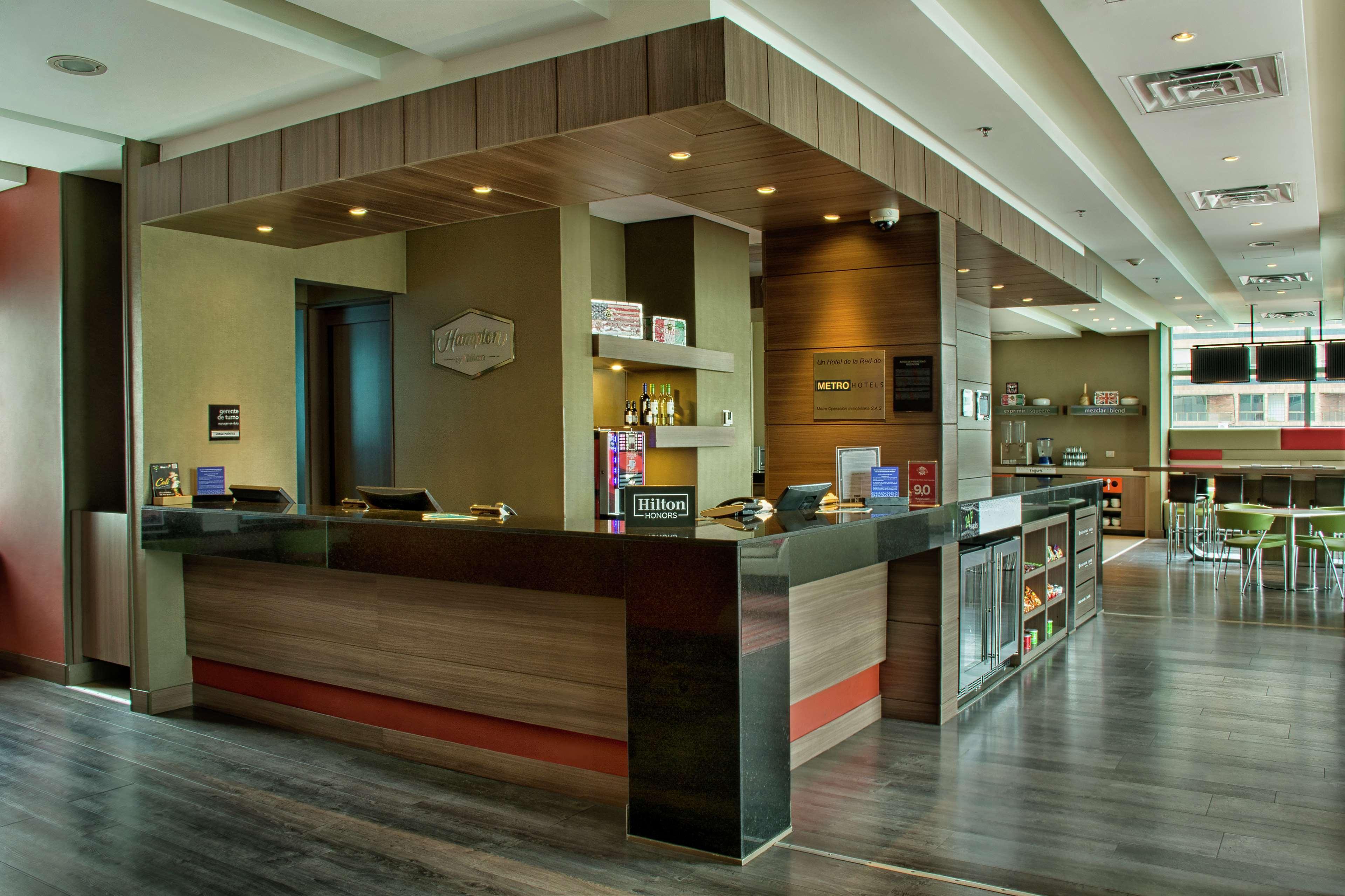 Hotel Hampton By Hilton Cali Exteriér fotografie